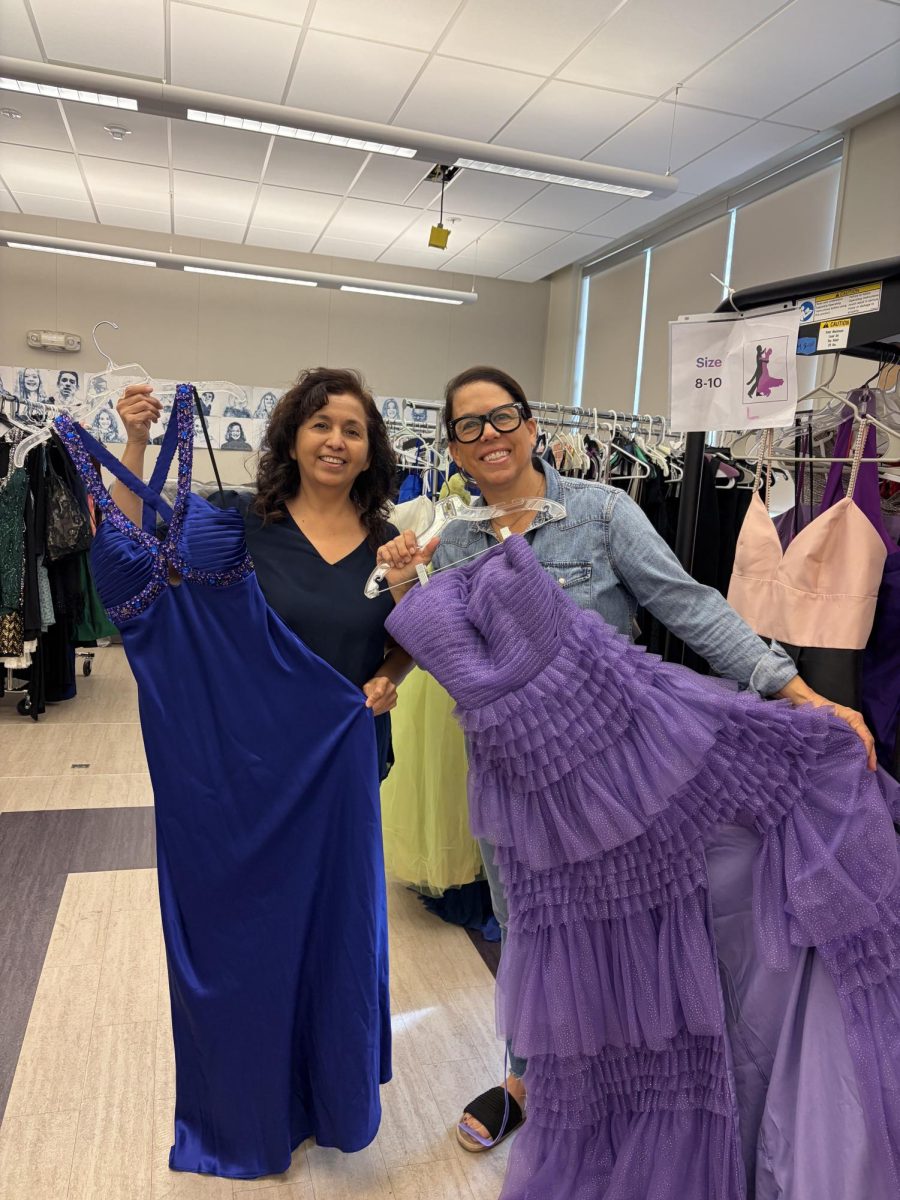 Alvria Macias (leader) and Anne Gaddini (parent volunteer)