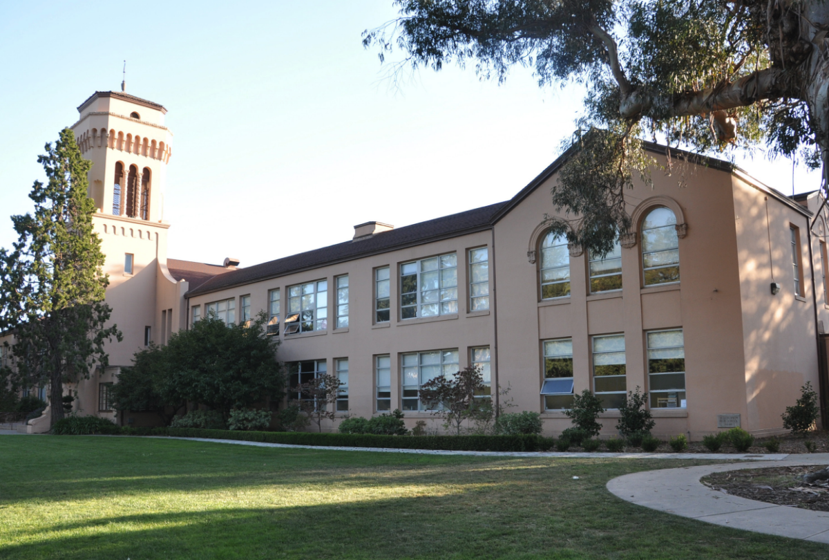 Sequoia High School's Front Lawn